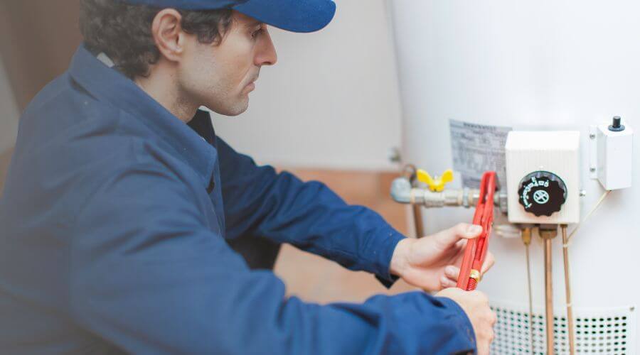 Professional water heater repair in Braceville, IL